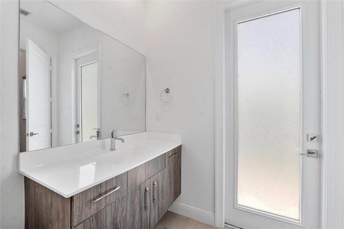 PARKLAND BAY - Residential