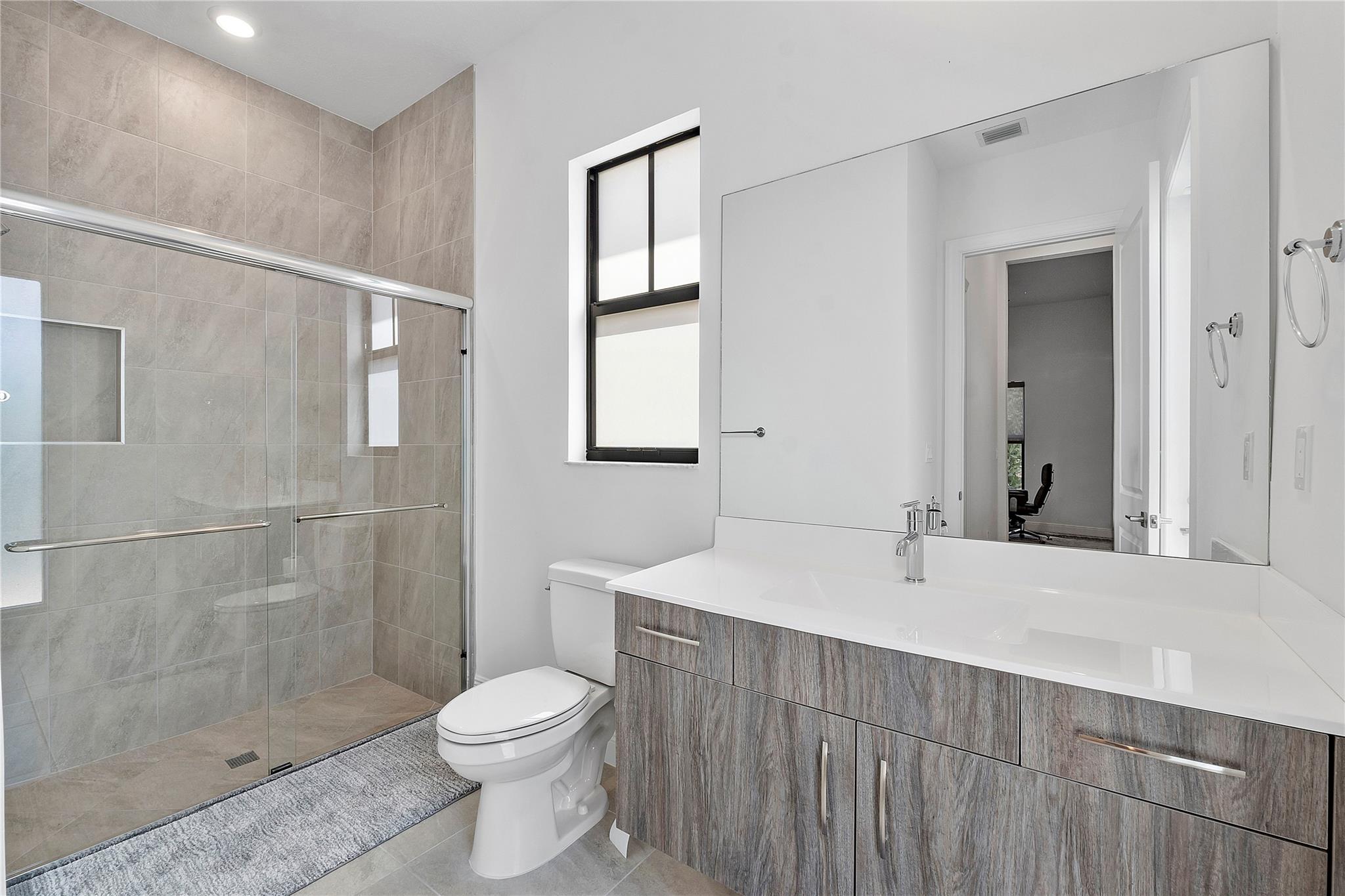 PARKLAND BAY - Residential
