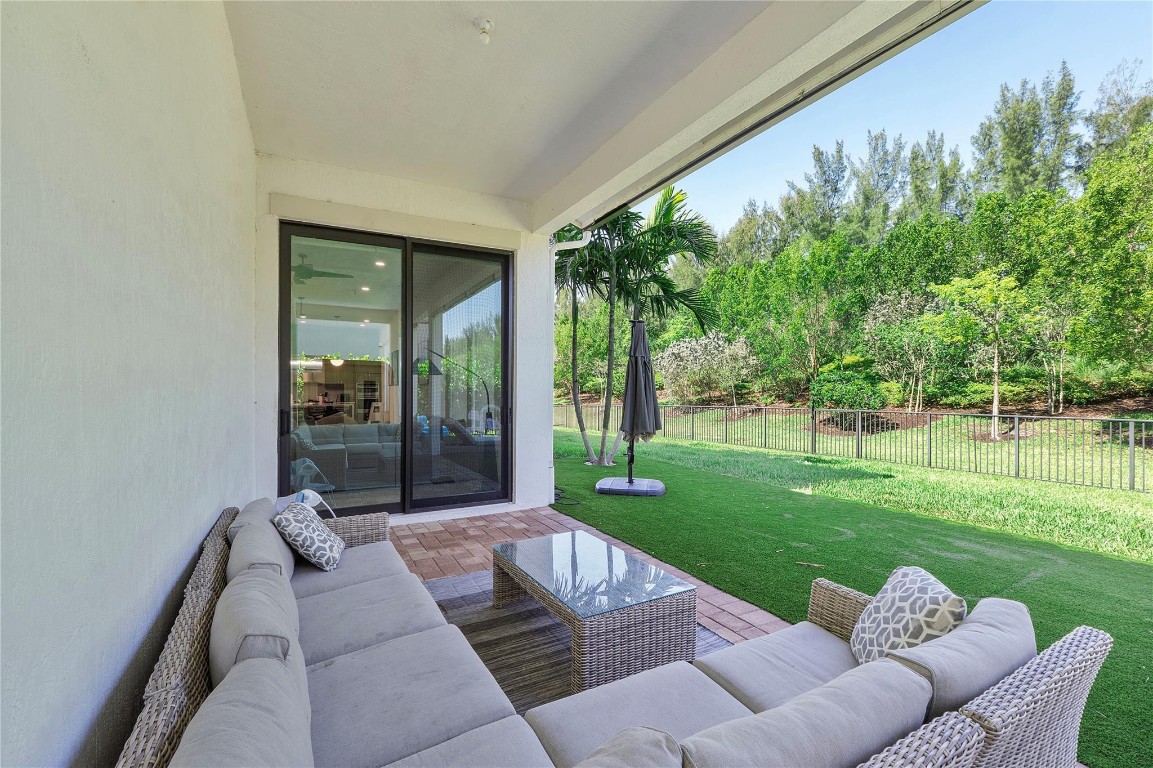 PARKLAND BAY - Residential