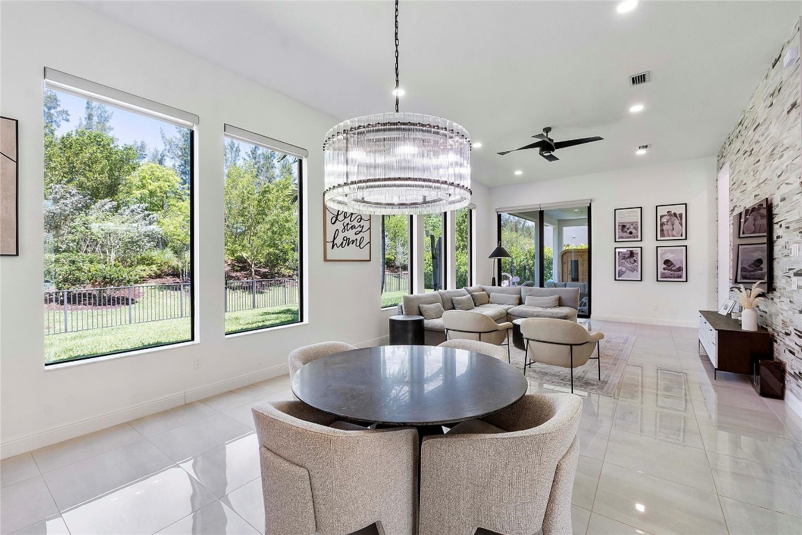 PARKLAND BAY - Residential