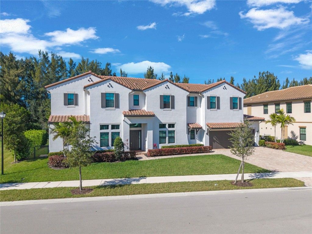 Photo of 9015 W Parkland Bay Trail, Parkland, FL 33076 (MLS # F10504544)