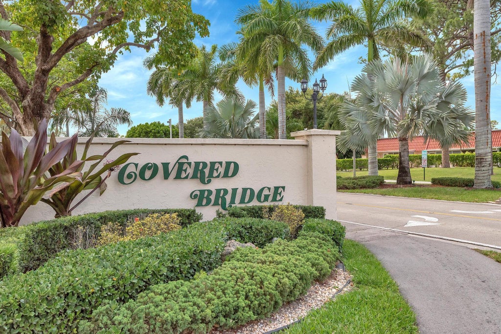 Photo of 571 Laconia Circle, Lake Worth, FL 33467 (MLS # R10803361)