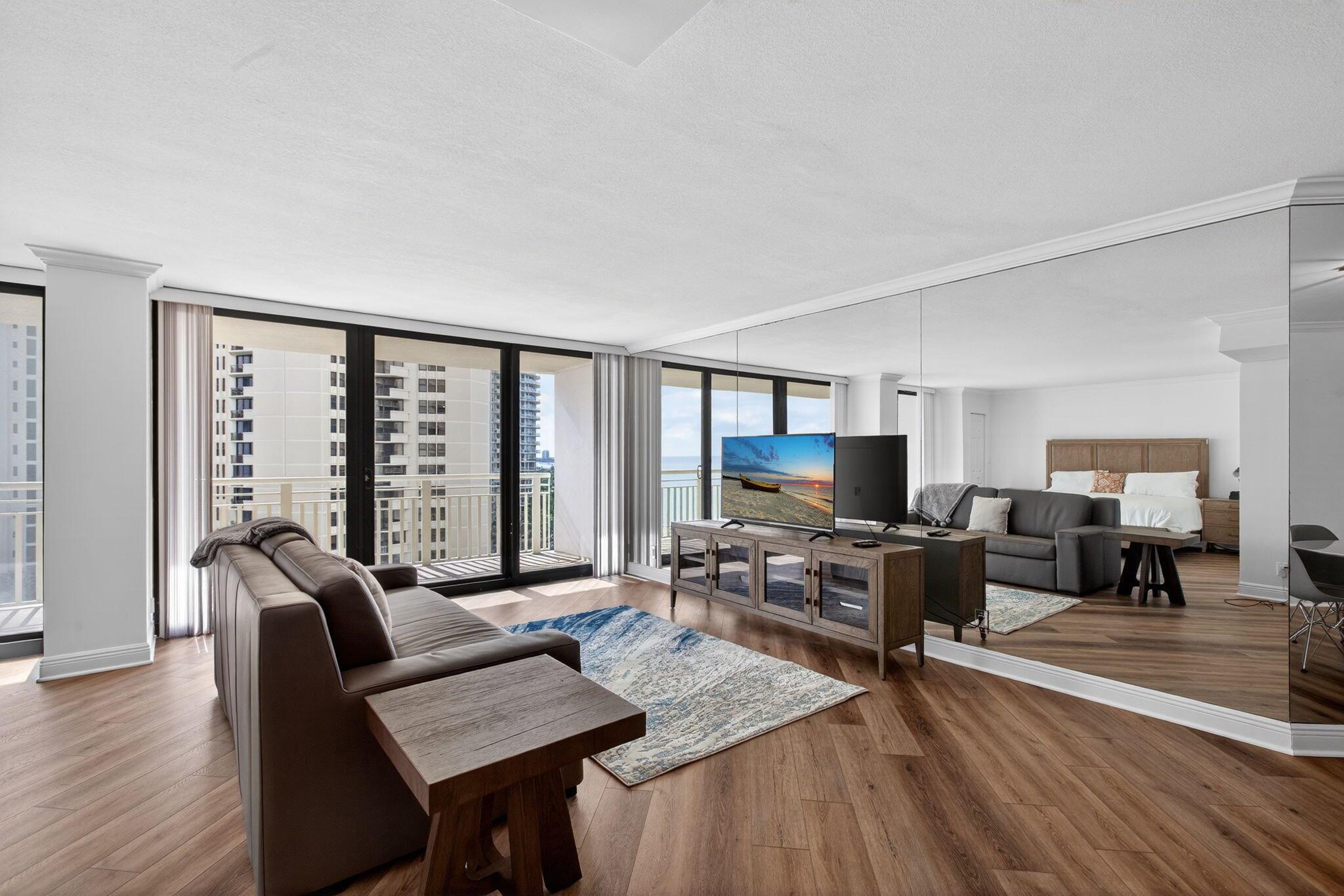 TIARA CONDO - Residential