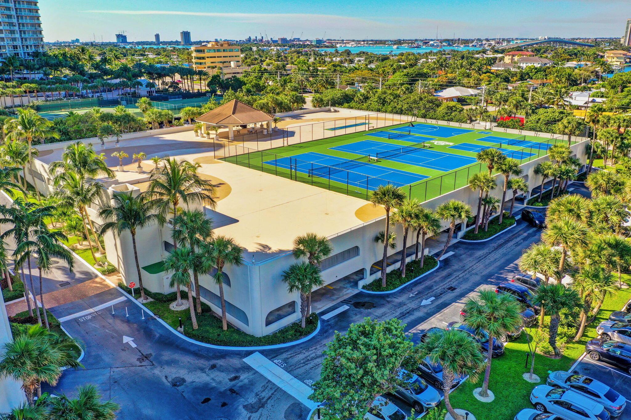 TIARA CONDO - Residential