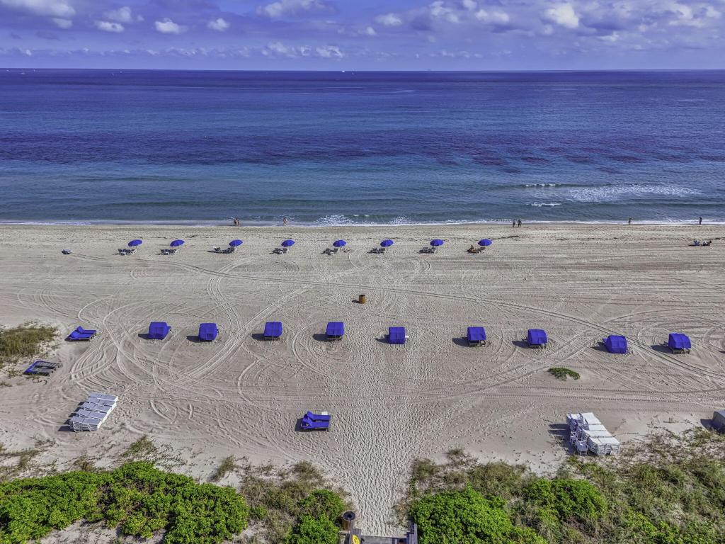 TIARA CONDO - Residential