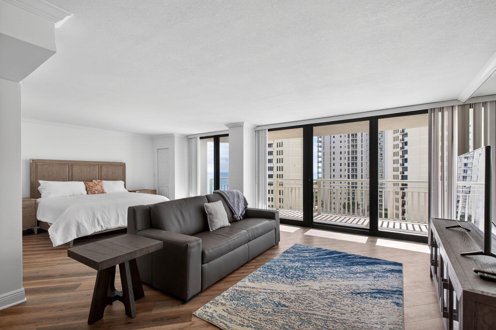 TIARA CONDO - Residential