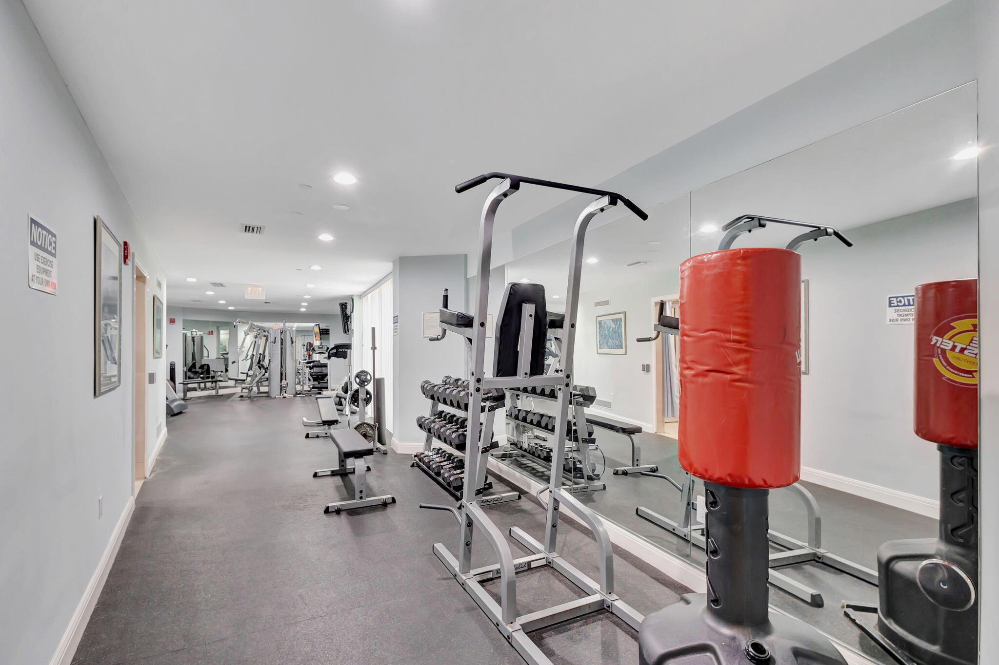 TIARA CONDO - Residential