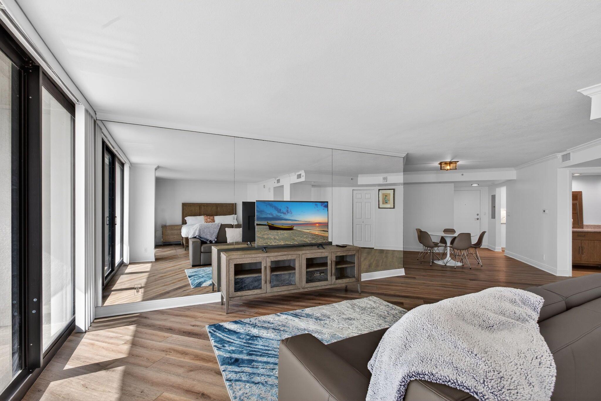 TIARA CONDO - Residential