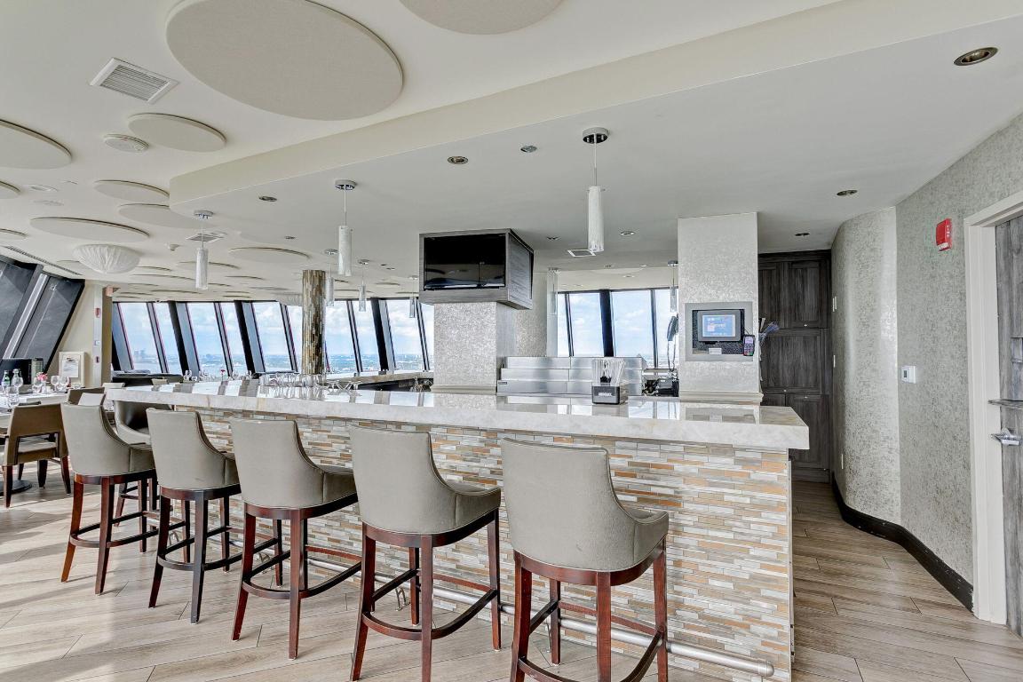 TIARA CONDO - Residential