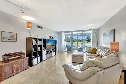 2651 S Course Drive Unit 202, Pompano Beach, FL MLS: R11071033