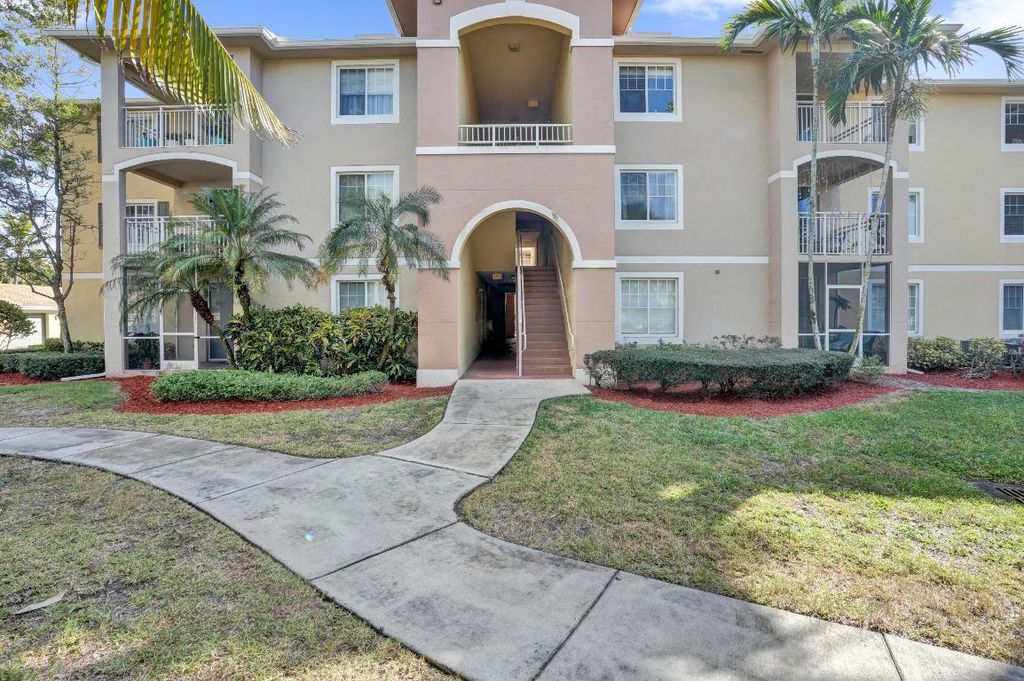 Photo of 6426 Emerald Dunes 304 Drive #304, West Palm Beach, FL 33411 (MLS # R11156046)