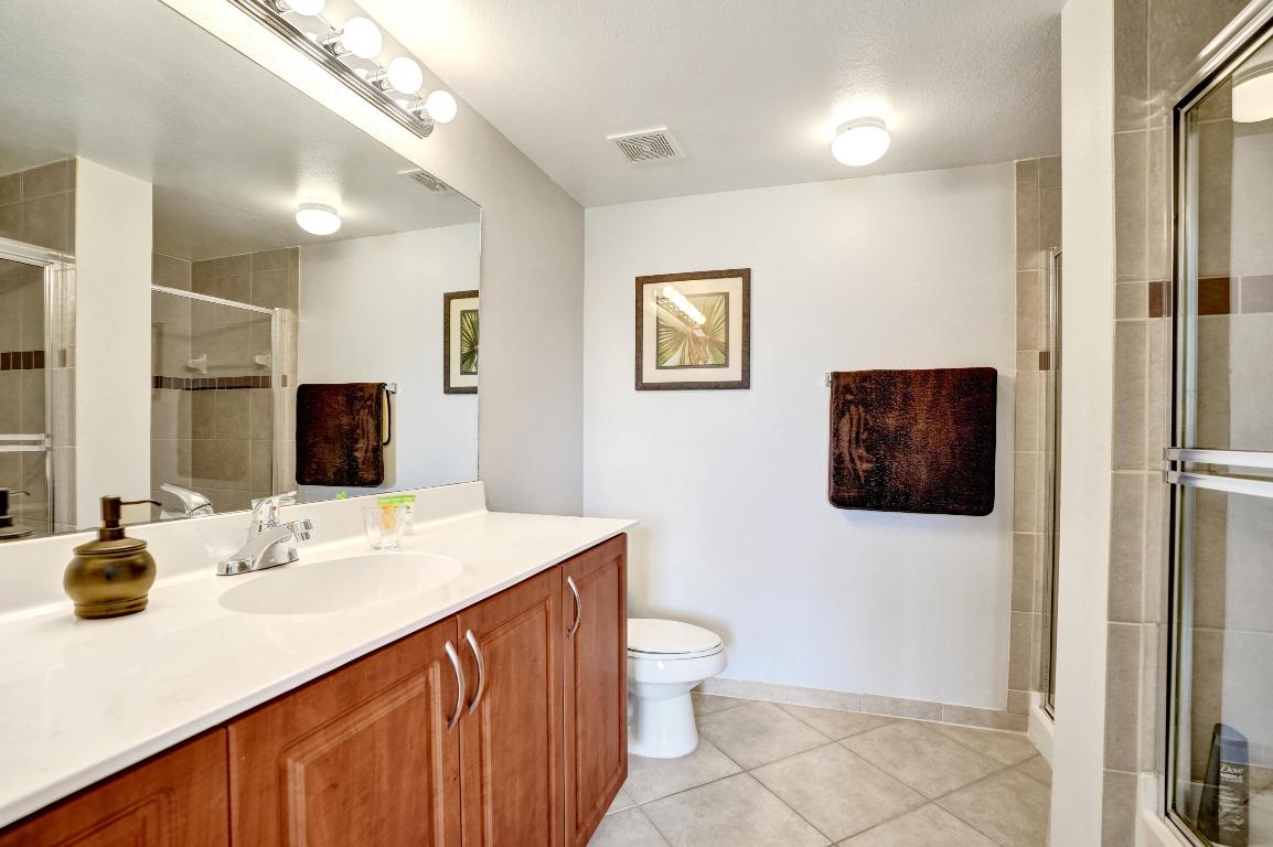 VILLAS AT EMERALD DUNES CONDO - Residential