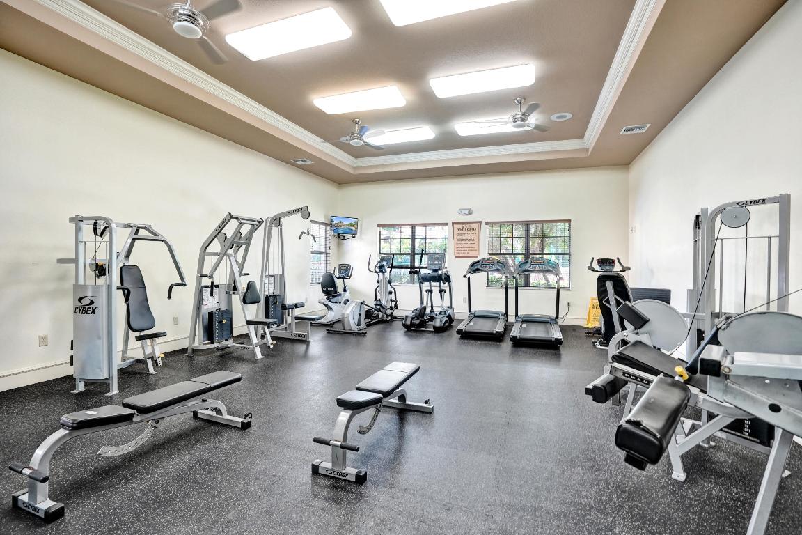 VILLAS AT EMERALD DUNES CONDO - Residential