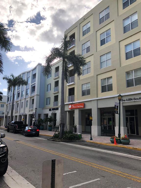 VILLAGE AT ABACOA CONDO - Residential Lease