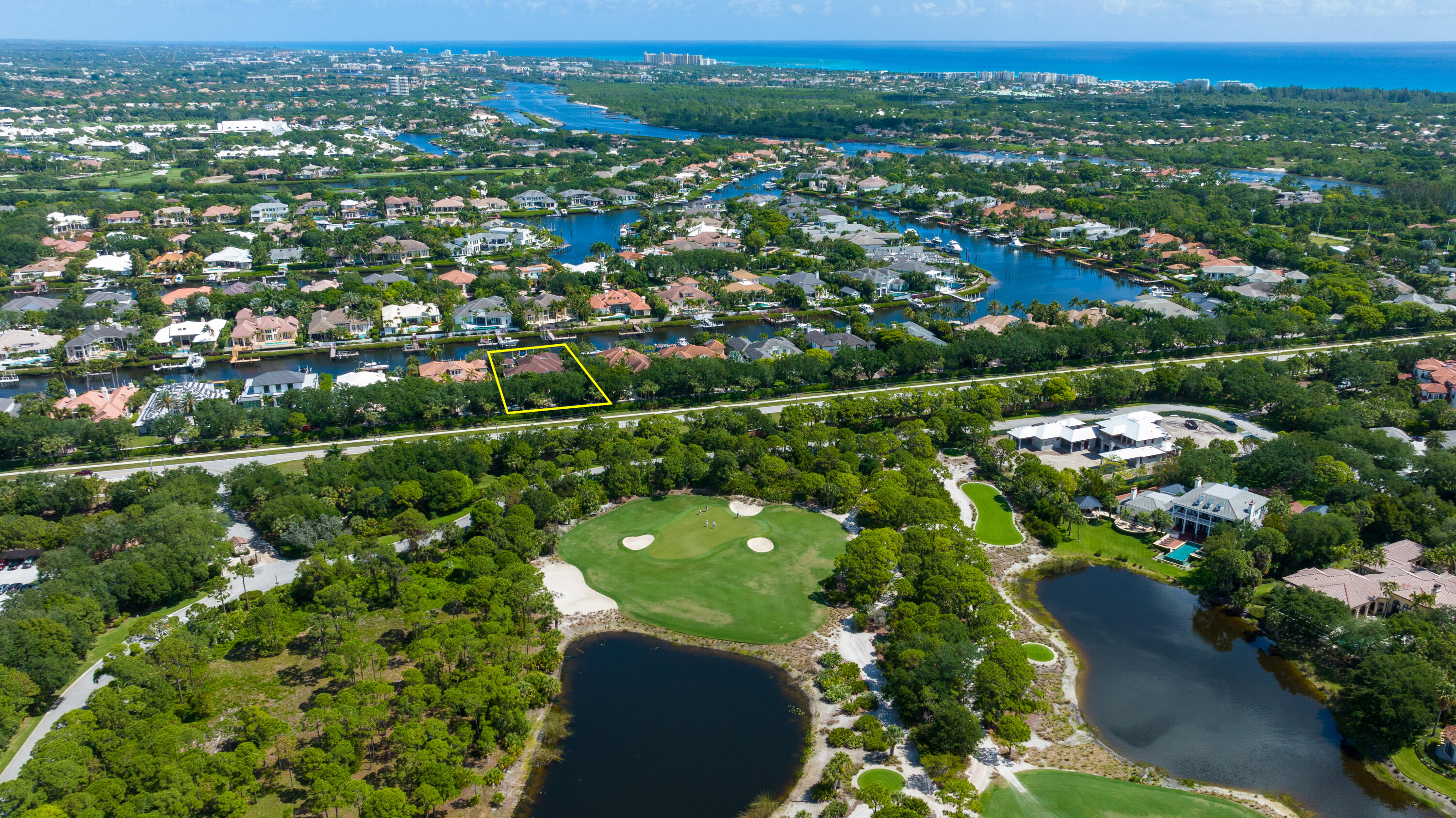 ADMIRALS COVE - Residential