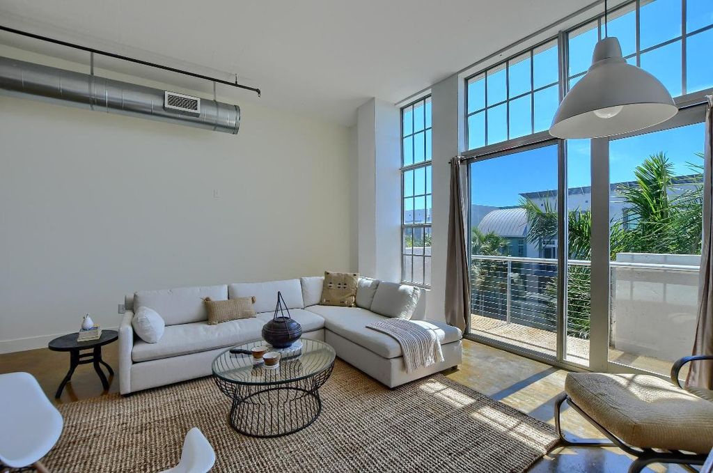 Photo of 180 NE 4th Avenue #406, Delray Beach, FL 33483 (MLS # R11154841)