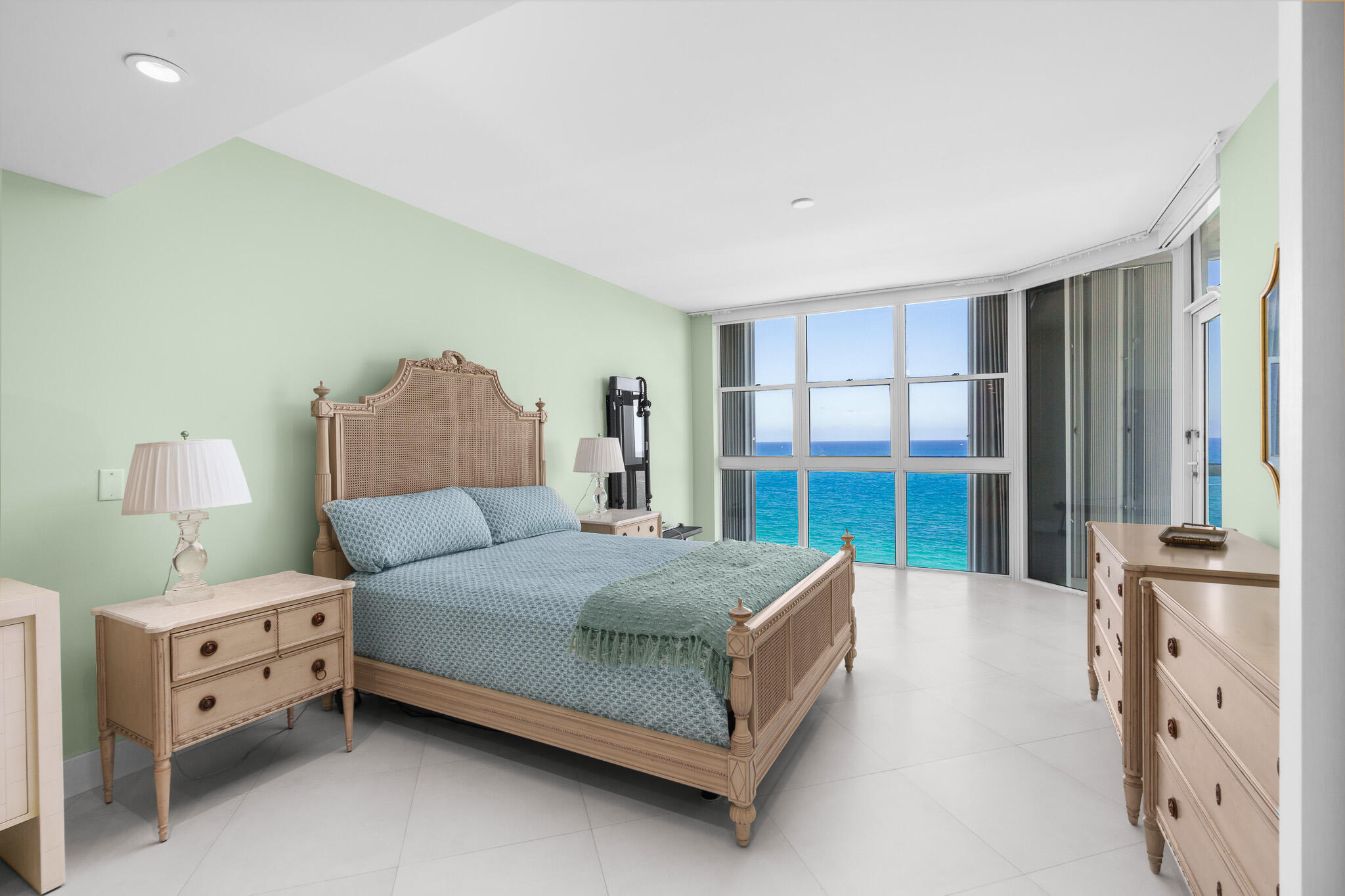 Renaissance on the Ocean - Residential