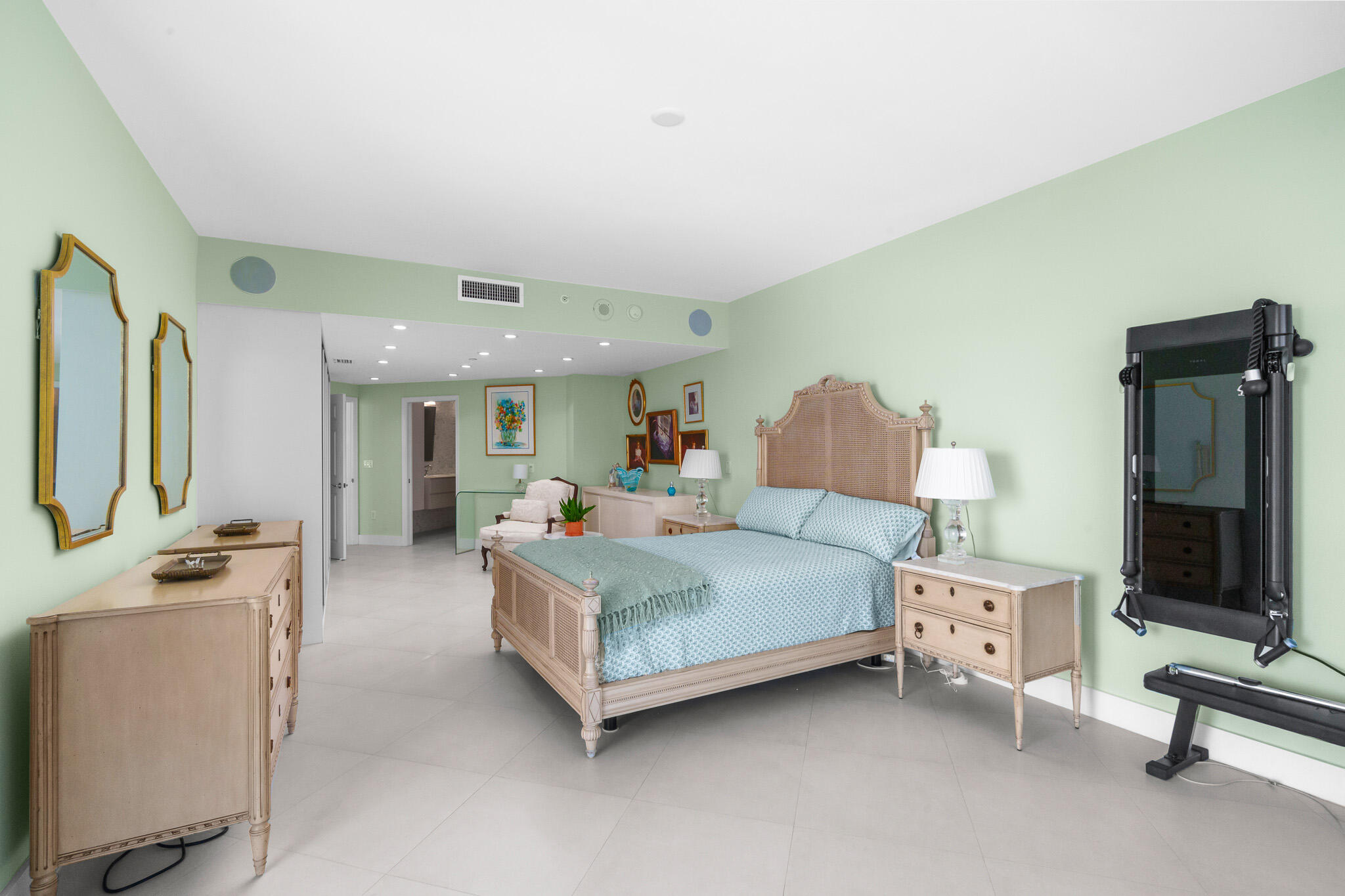 Renaissance on the Ocean - Residential