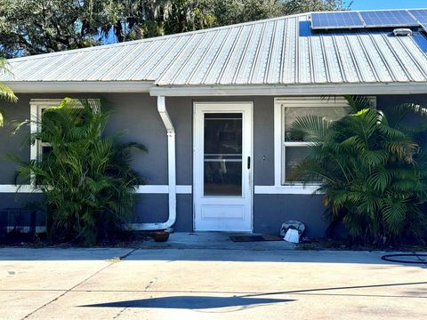 A home in Okeechobee