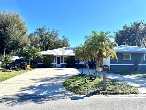 A home in Okeechobee