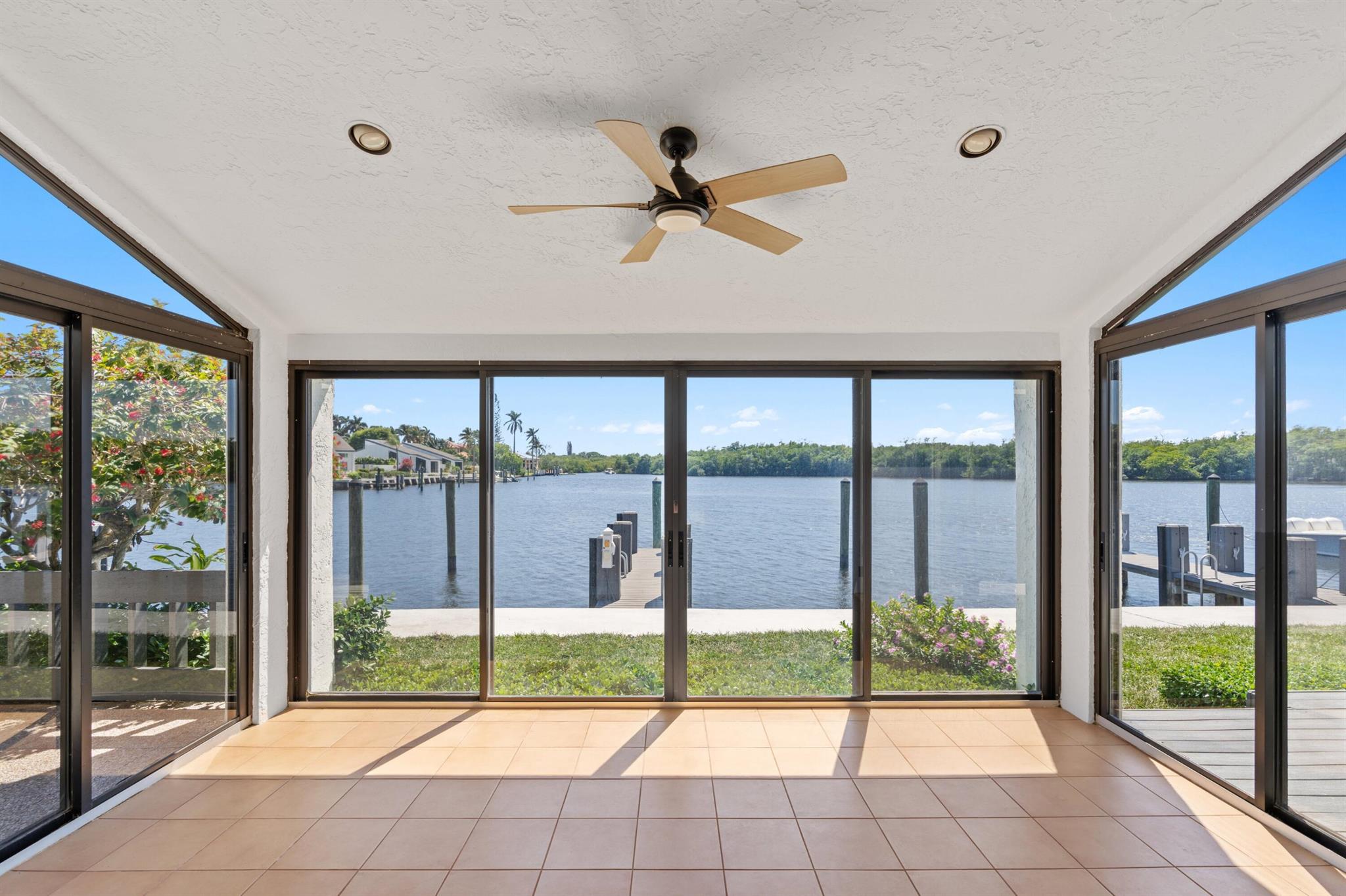 PELICAN COVE - Residential