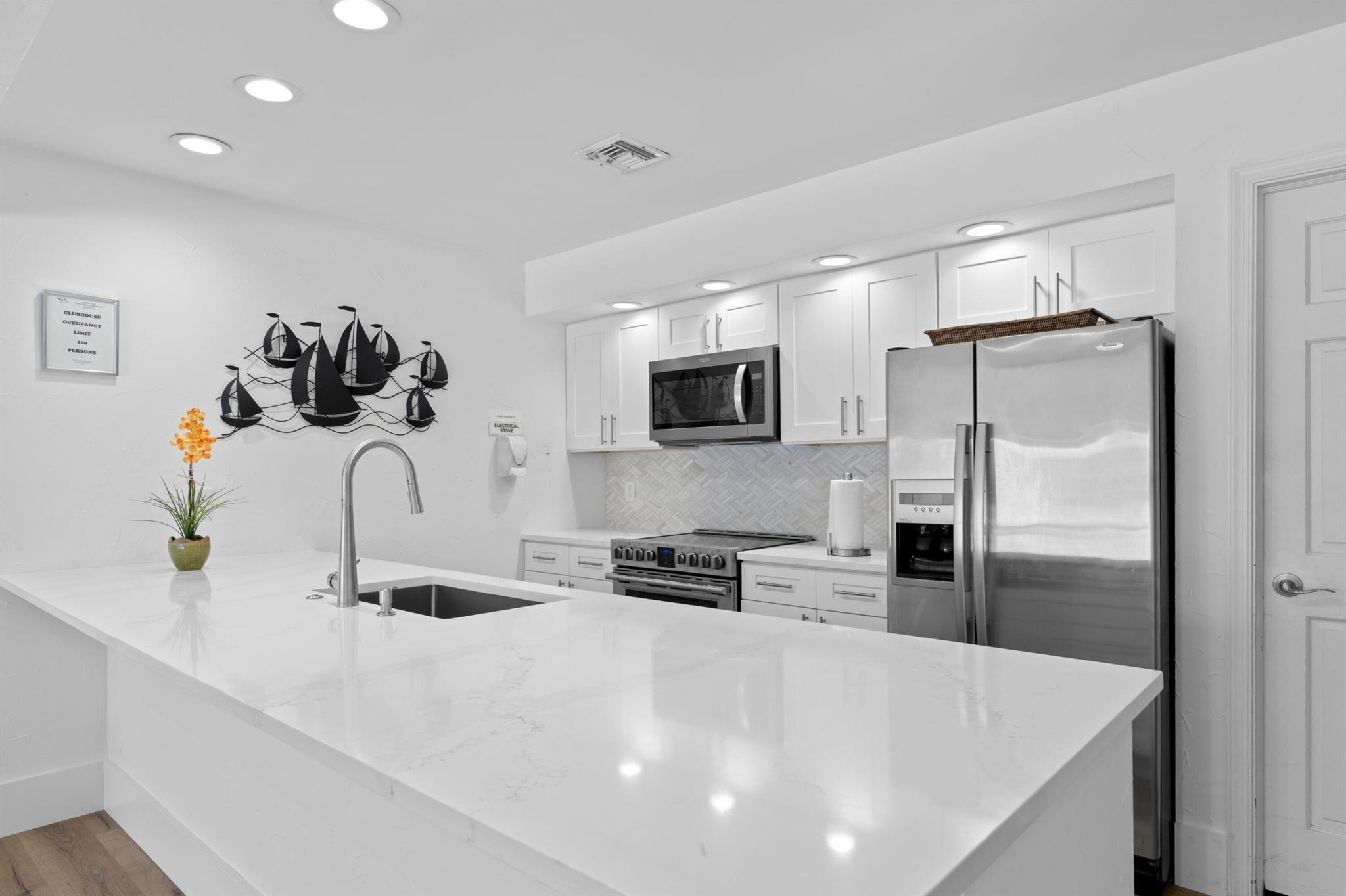 PELICAN COVE - Residential