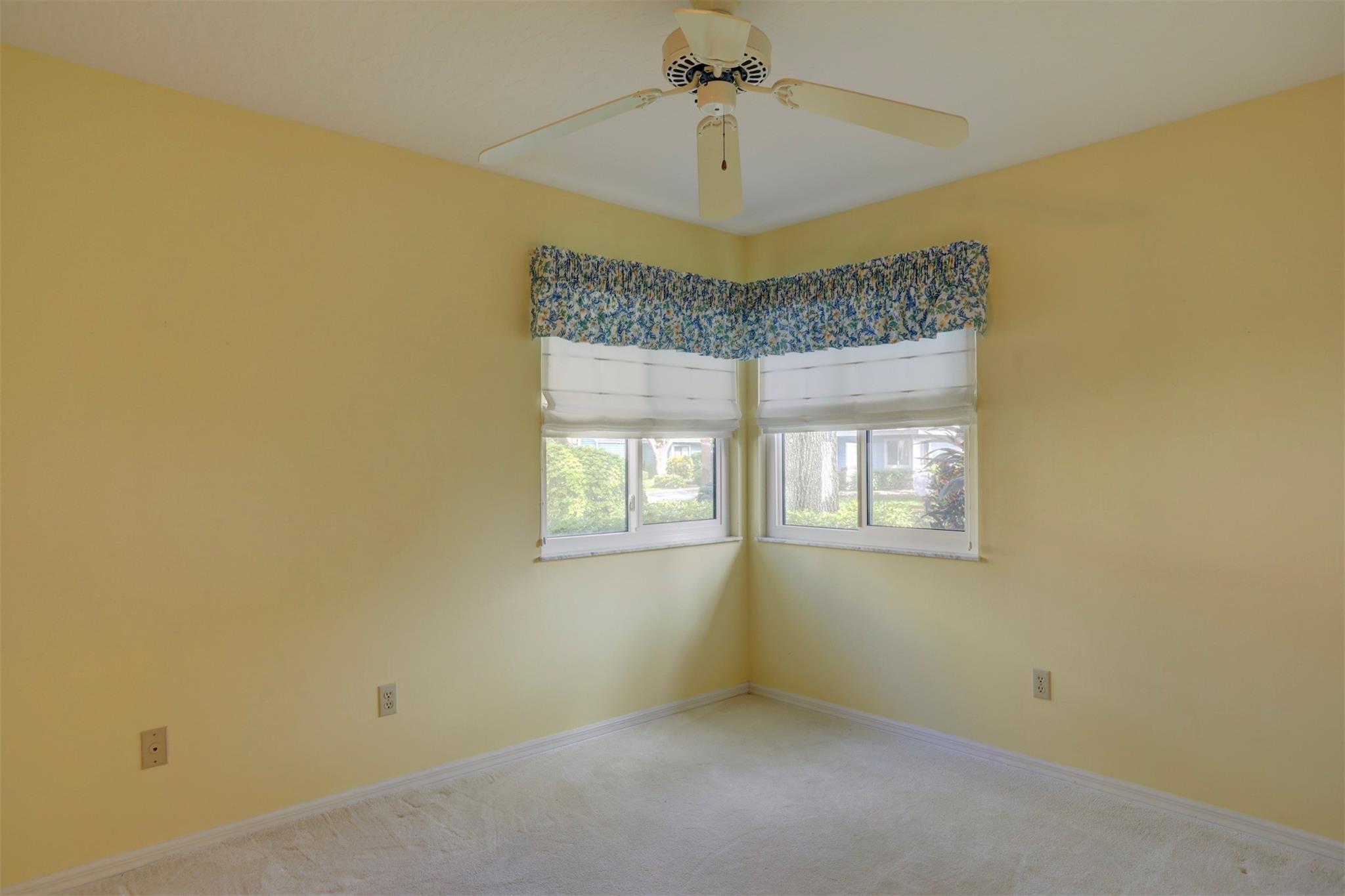 Pelican Pointe Of Sebasti - Residential