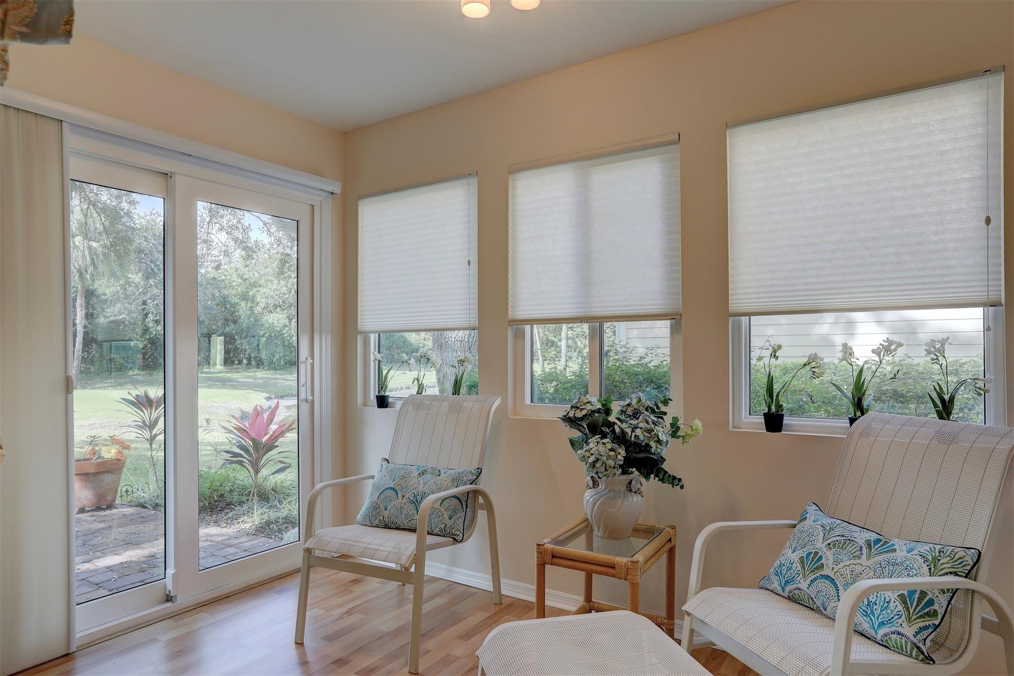 Pelican Pointe Of Sebasti - Residential