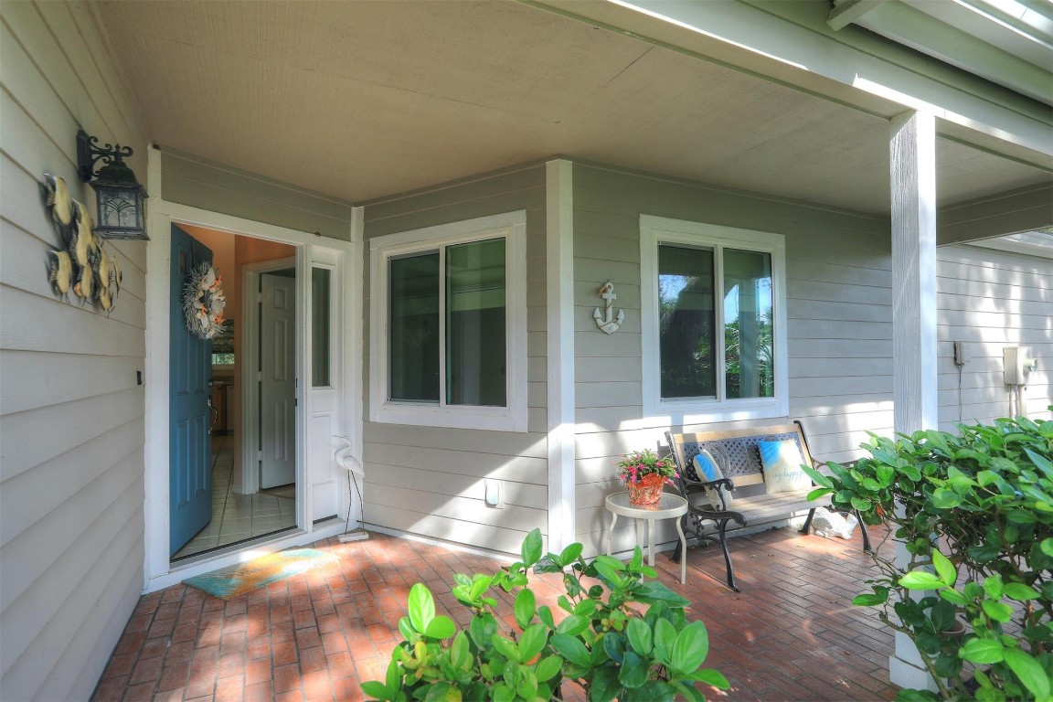 Pelican Pointe Of Sebasti - Residential