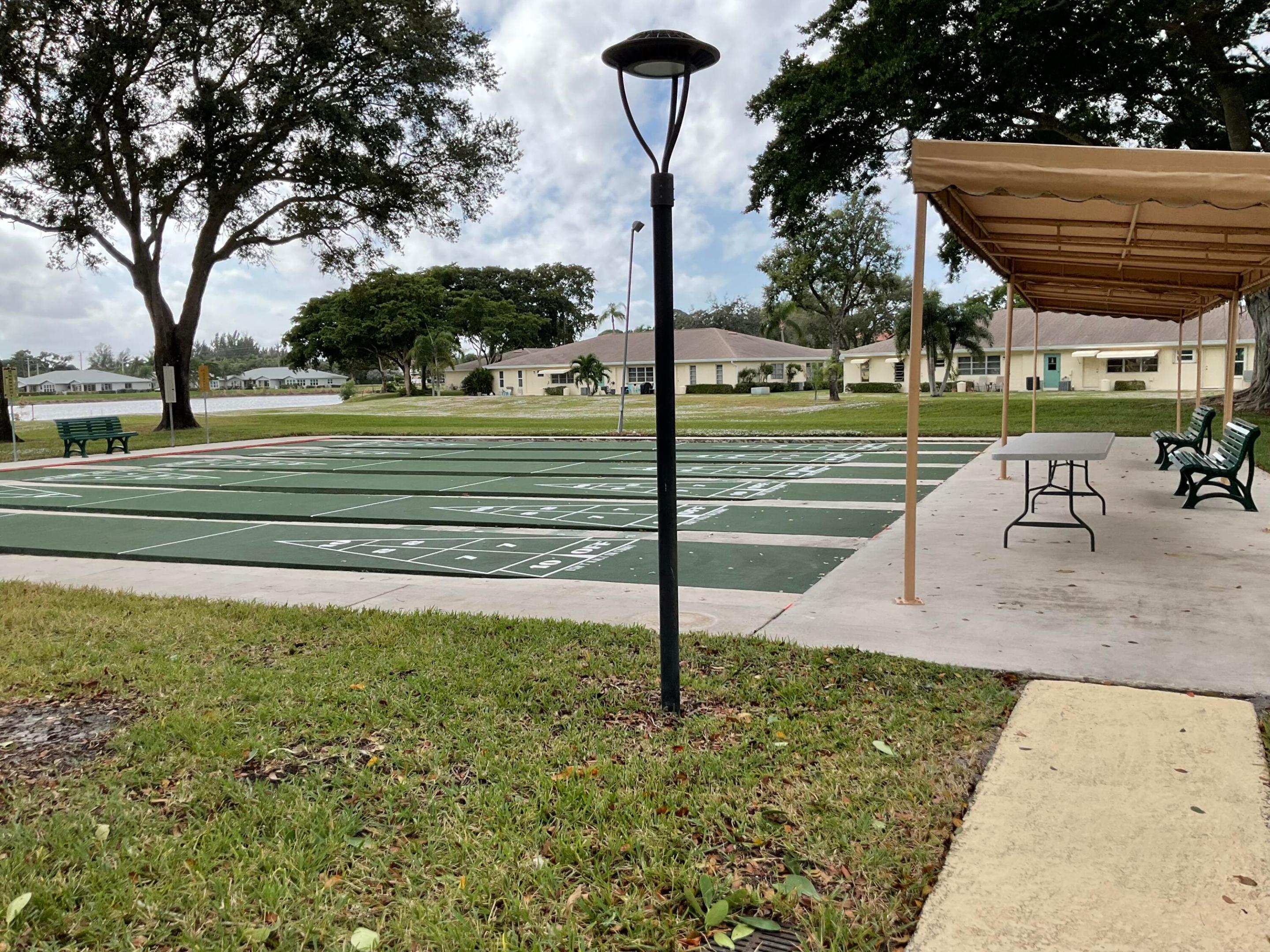 HIGH POINT OF DELRAY WEST CONDO SEC 1&2 - Residential