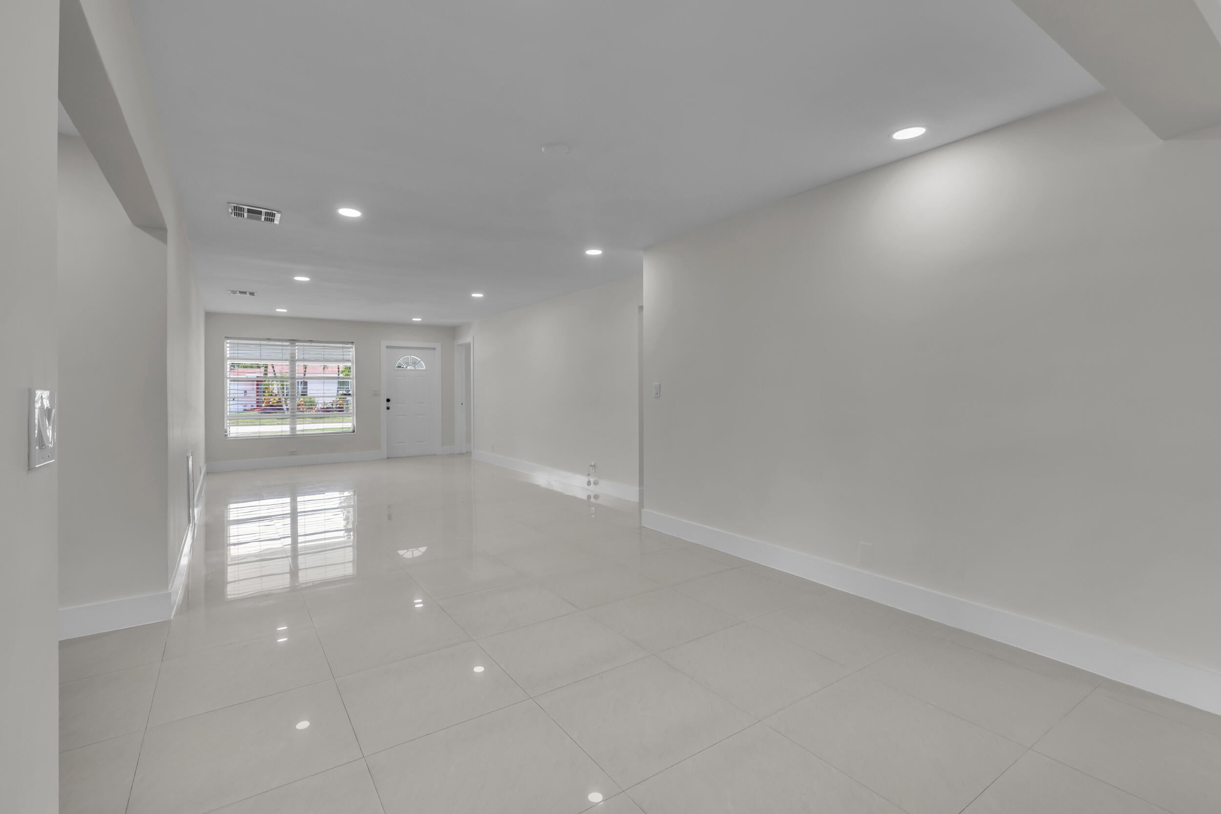 3262 Pierce Street, Hollywood FL 33021