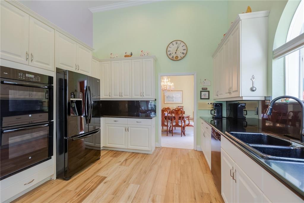 Heron Bay Three 159-41 B - Residential