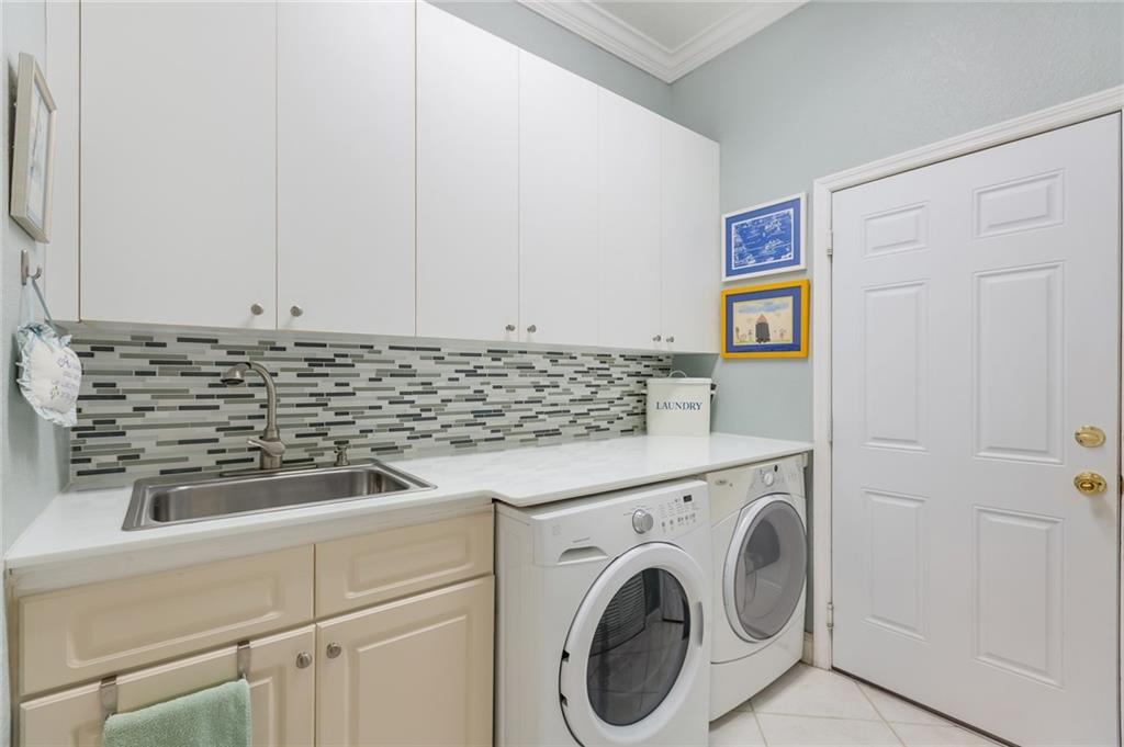 Heron Bay Three 159-41 B - Residential