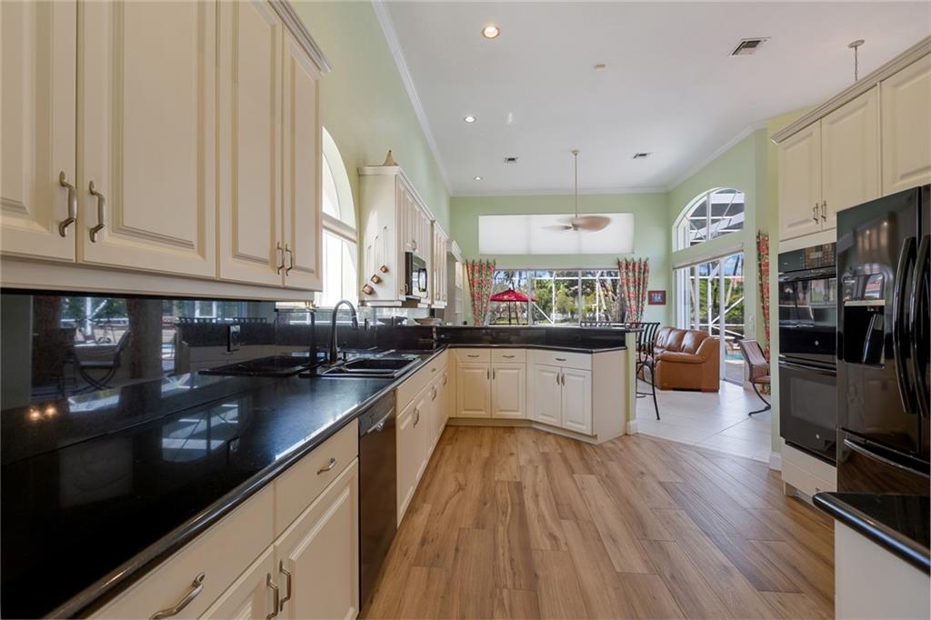 Heron Bay Three 159-41 B - Residential