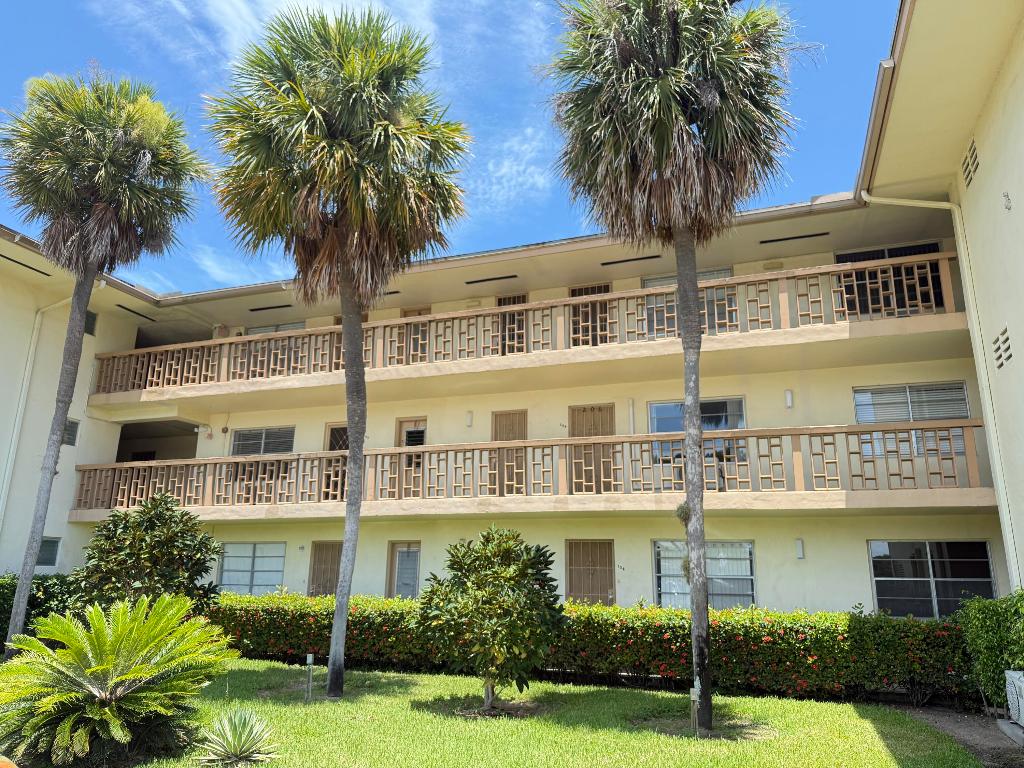 MAR-LEN GARDENS NO 5 CORP-CO-OP - Residential