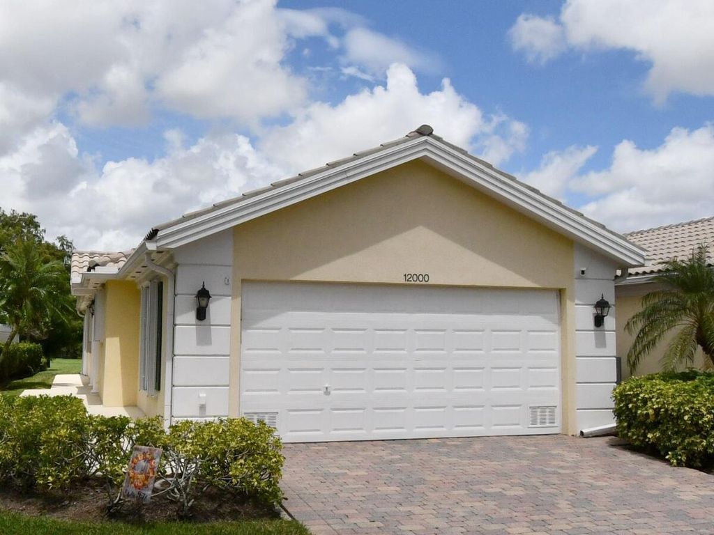 Photo of 12000 SW Elsinore Drive, Port Saint Lucie, FL 34987 (MLS # R11118574)
