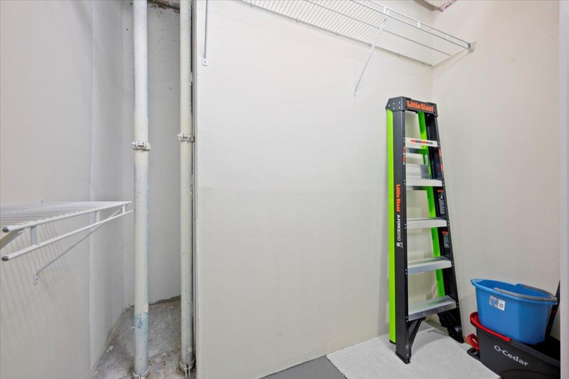 ONE CITY PLAZA CONDO - Residential