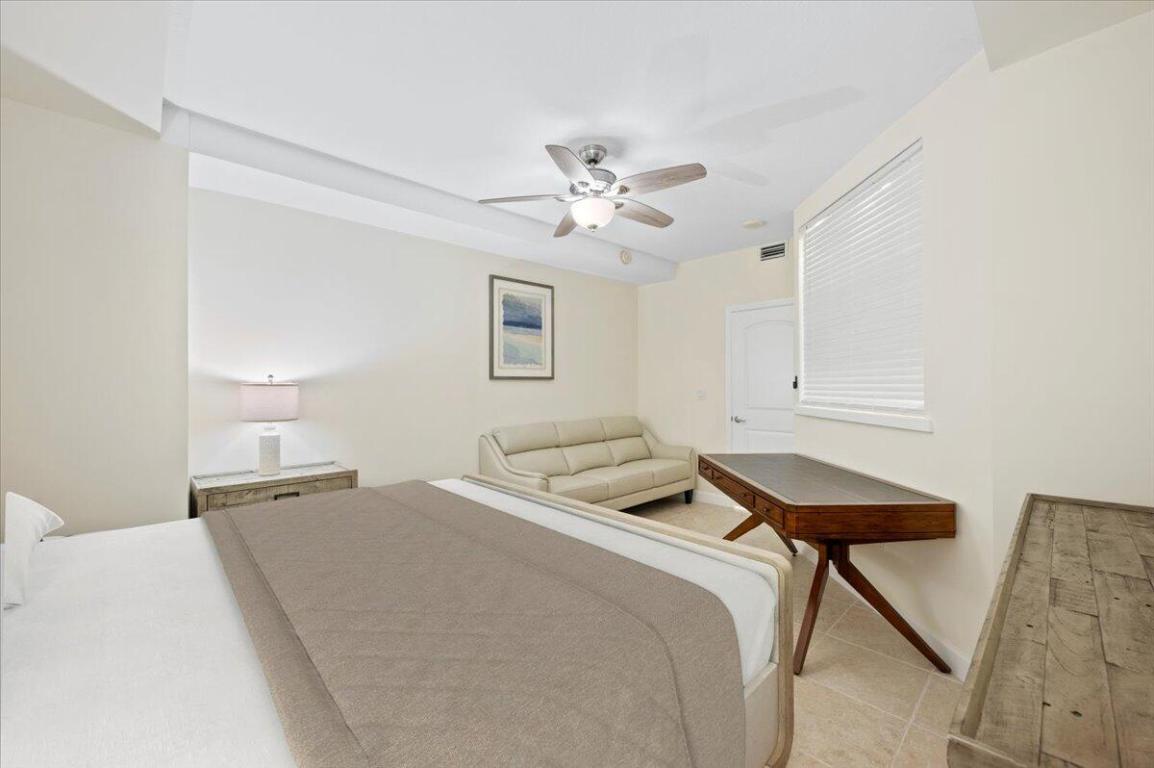 ONE CITY PLAZA CONDO - Residential