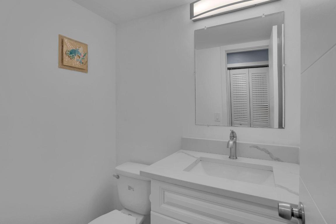 MANSFIELD AT CENTURY VILLAGE CONDO - Residential Lease