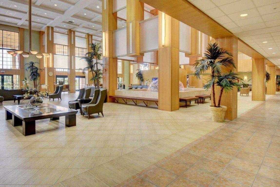 MANSFIELD AT CENTURY VILLAGE CONDO - Residential Lease