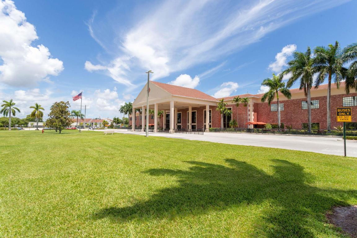 MANSFIELD AT CENTURY VILLAGE CONDO - Residential Lease