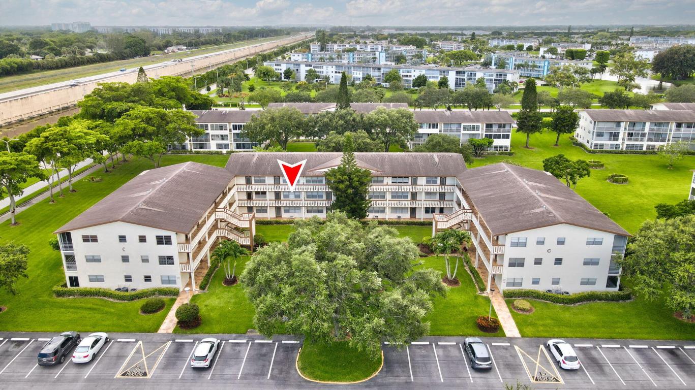 MANSFIELD AT CENTURY VILLAGE CONDO - Residential Lease