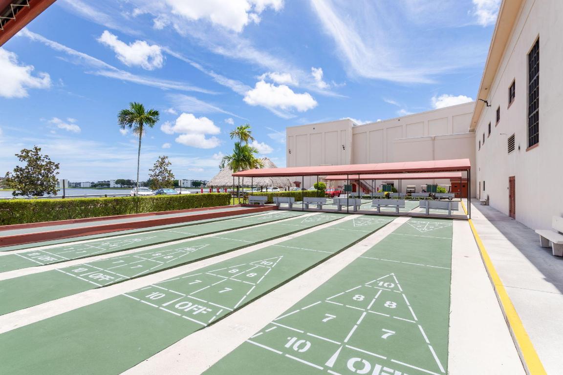 MANSFIELD AT CENTURY VILLAGE CONDO - Residential Lease