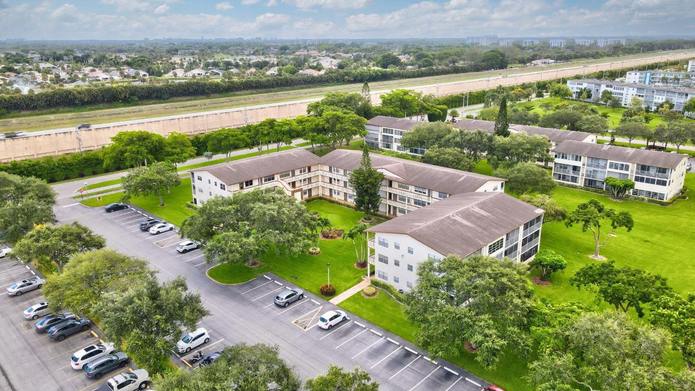 MANSFIELD AT CENTURY VILLAGE CONDO - Residential Lease