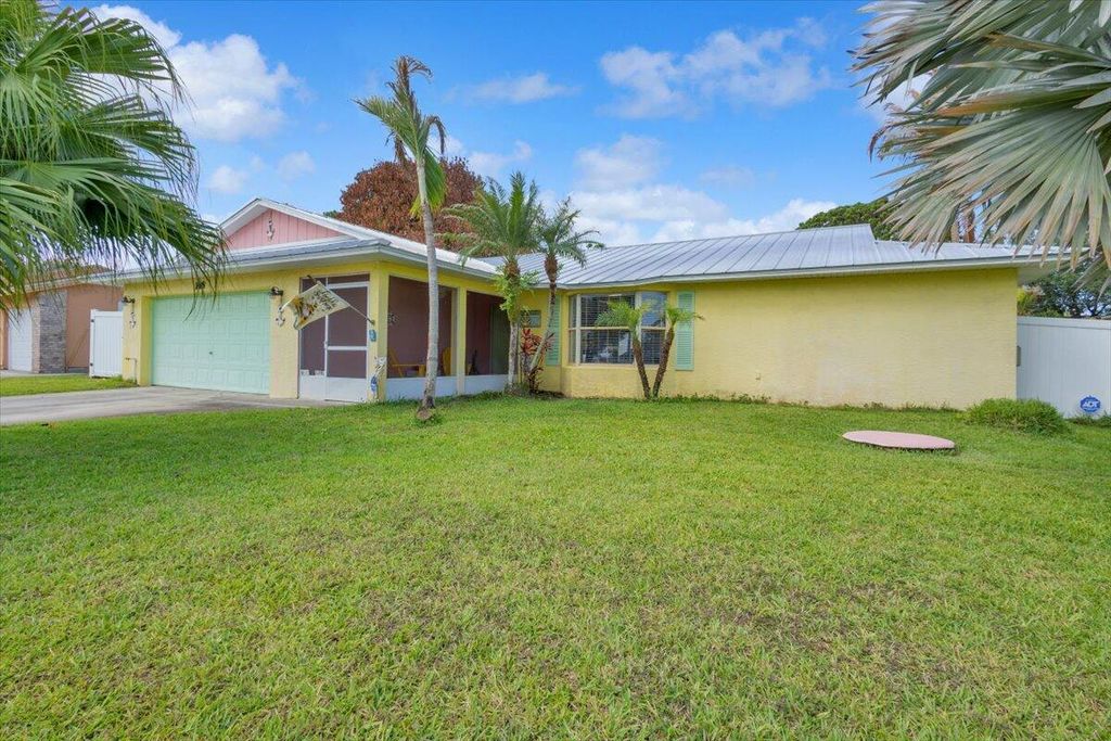 Photo of 148 SE Whitmore Drive, Port Saint Lucie, FL 34984 (MLS # B26019854)