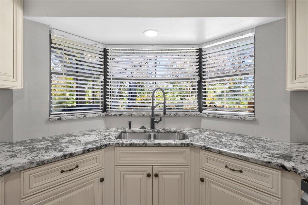 PORT ST LUCIE SECTION 13 - Residential