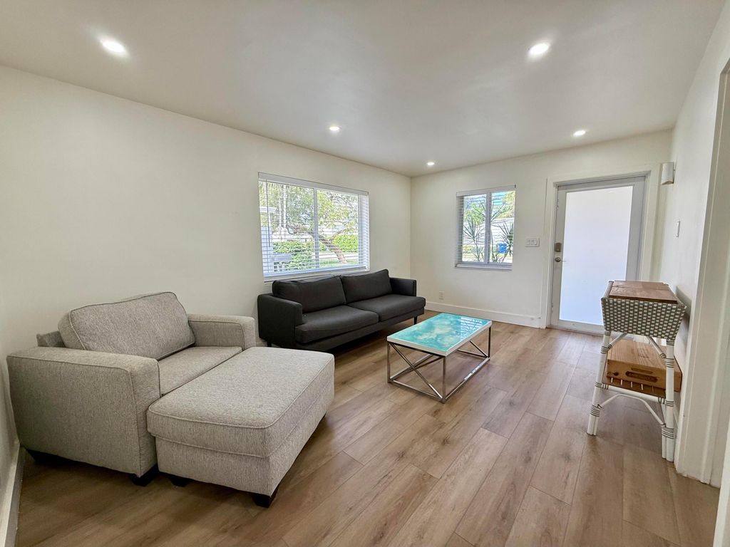 Photo of 820 SE 14th Street #1-2, Fort Lauderdale, FL 33316 (MLS # B26024012)