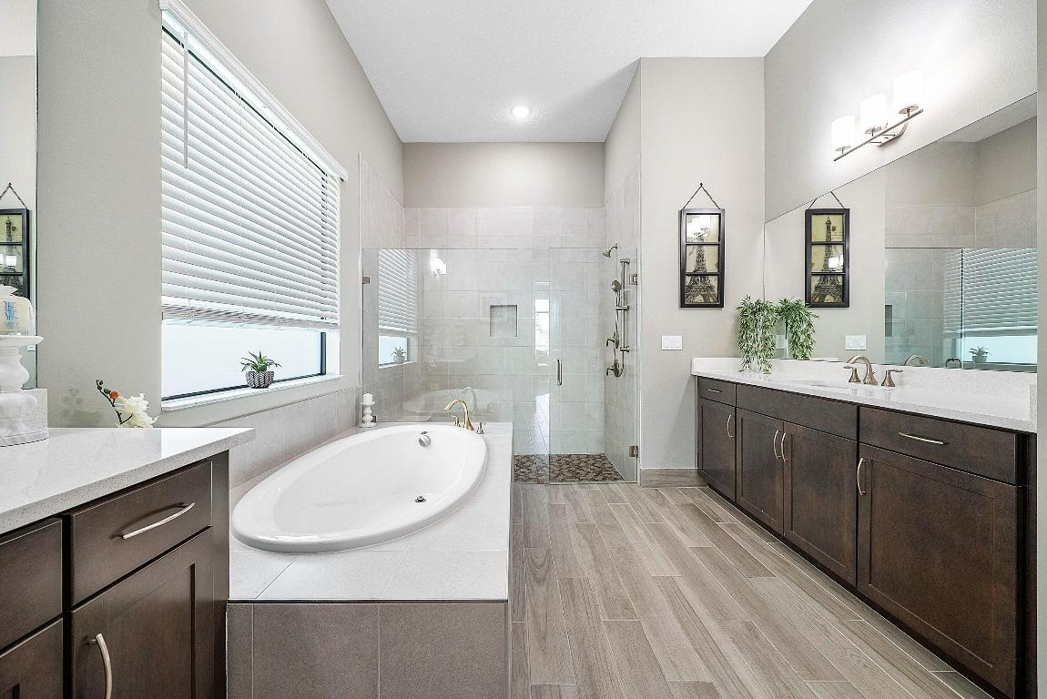 PALM MEADOWS ESTATES - Residential