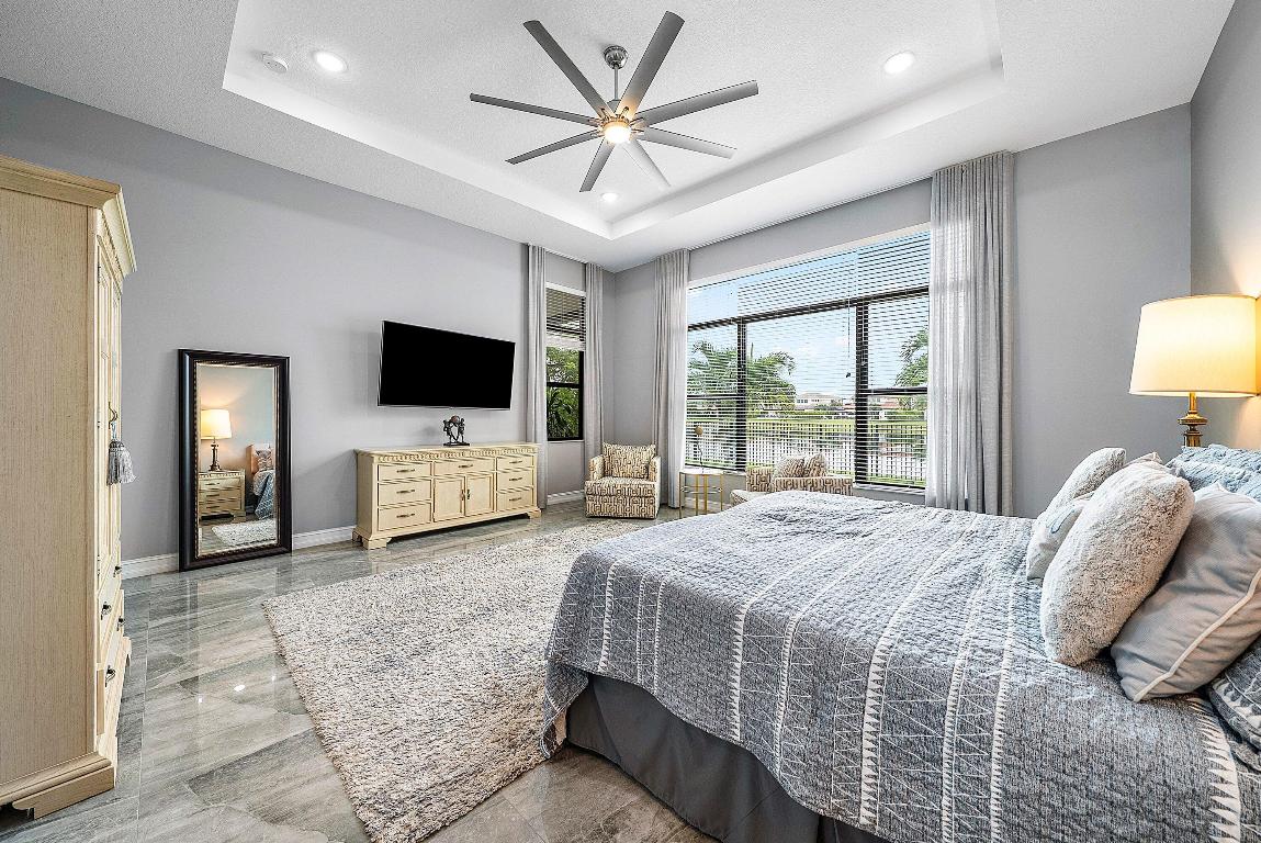 PALM MEADOWS ESTATES - Residential