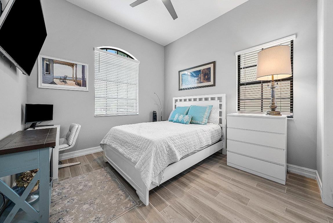 PALM MEADOWS ESTATES - Residential